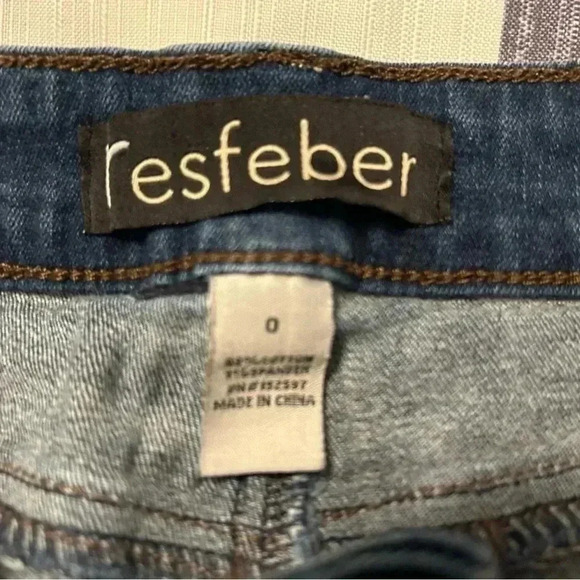 Resfeber Woman’s Boyfriend Distressed Ragged Hem/Cuff Skinny Jeans Size 0 in EUC - Picture 5 of 11